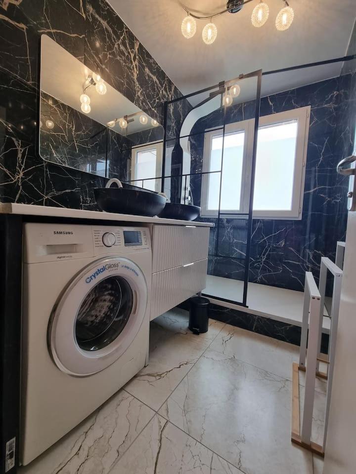 Grand Appartement 3 Chambres Disney - Paris - 82M2 ヌイイ・シュル・マルヌ エクステリア 写真
