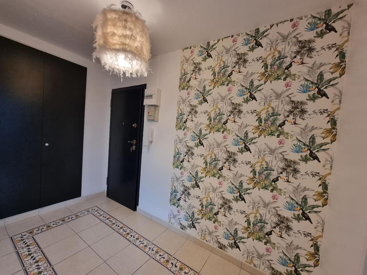 Grand Appartement 3 Chambres Disney - Paris - 82M2 ヌイイ・シュル・マルヌ エクステリア 写真